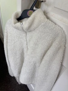 cream jumper size 8 from I Saw It First - Picture 1 of 3