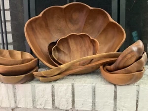 Vtg LOT Of 11 Wood Shell Style Salad Bowl Serving Tray,Spoon/Fork& Bowls - Picture 1 of 8