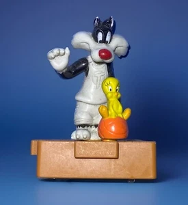 Warner Bros 1996 McDonald's Titi & Grosminet Space Jam / Space Basketball Action Figure - Picture 1 of 11