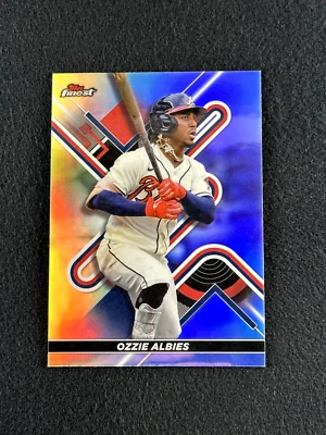 2022 Topps Finest OZZIE ALBIES Refractor #32 Atlanta Braves - Image 1 of 2