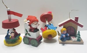 Vintage Weihnachtsschmuck Holz Taiwan (4) Merry Go Round, Weihnachtsmann & Zug, Engel - Bild 1 von 10