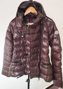 Giacca puffer moncler classica donna marrone con cintura taglia 2 felpa con cappuccio - Foto 1 di 10