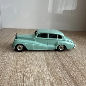 Dinky Toys No.150 Rolls Royce Silver Wraith Car (1959-63) - Repainted - Picture 1 of 13