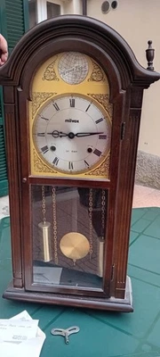 ANTICO OROLOGIO PENDOLA A PENDOLO Milvox Anni 80’ Con Suoneria Perfetto 100% - Immagine 1 di 4