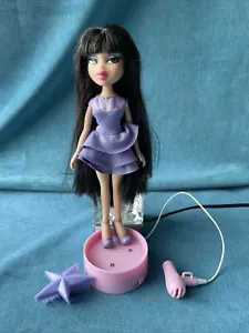 Bratz Crystalicious Jade Doll. Immaculate- Some Accessories- Working Hairdryer - Picture 1 of 7