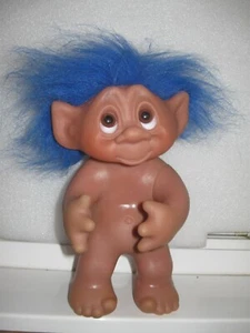 Thomas DAM Troll 1977 de colección 9 pulgadas cabello azul hecho en Dinamarca - Imagen 1 de 3