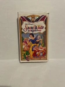 Snow White And The Seven Dwarfs VHS  - Bild 1 von 7