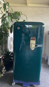 HMV Princess Fridge #23 Made In England In 1940-1950’s In Very Good Condition - Picture 1 of 7