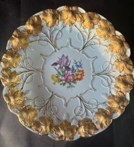ANTICO RARO PIATTO CIRCOLARE IN PORCELLANA MEISSEN CON DECORAZIONE ORO PESANTE - Foto 1 di 9