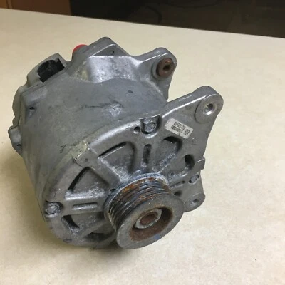 2013-2018 奥迪 A8 Quattro 3.0L V6 A/T 交流发电机组件 06E903015B — 第 1/4 张图片