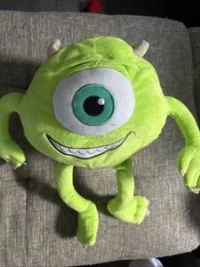 Peluche Disney Pixars Monsters Inc Mike Wazowski 12" peluche Kohl’s Cares - Foto 1 di 14