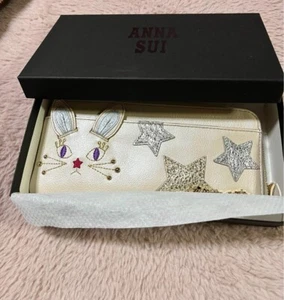Anna Sui Wallet Rabbit Star Beige Leather/Goatskin L-shaped zipper With box - Picture 1 of 8