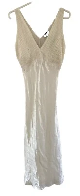Jones New York Night Gown Womens Sz M Long Ivory Beaded Bridal - Image 1 of 4