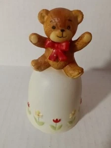 Lucy and Me Lucy Rigg red bow bear with tulips bell 1979 RIGGLETS - Picture 1 of 13