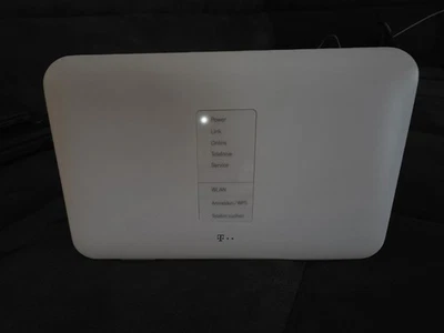 Deutsche Telekom Speedport W 724V 1300 Mbps WLAN-Router - Bild 1 von 2