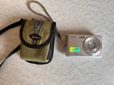 Casio Exilim 7.2 Mega Pixels Digitalkamera Ex-Z77 f=6.3-18.9mm - Bild 1 von 4