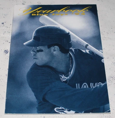 Toronto Blue Jays 1992 Official Scorebook Magazine Souvenir Yearbook Program - Image 1 of 2