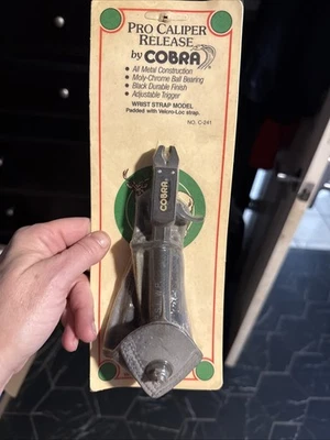 Correa de muñeca gatillo ajustable Pro Caliber Release By Cobra Foto 1 de 4