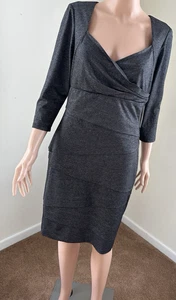 Vestido White House Black Market ceñido al cuerpo en capas gris oscuro negro talla 12 nuevo con etiqueta - Imagen 1 de 15