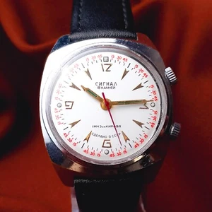 Soviet Poljot Signal Wristwatch USSR Vintage Men's Watch 18 Jewels Serviced - Picture 1 of 12