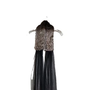 Vera Wang Scarf women Gray And Black Sheer Long Beautiful Faux Fur. - Picture 1 of 24