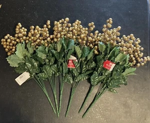 6 Bunches Bloom Room Holiday Bushes Blooms Winter Gold Berry Faux Plant Flowers - Picture 1 of 5
