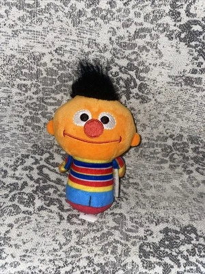 Hallmark Itty Bitty Sesame Street ERNIE RARE 2018 Mini Plush Retired Character - Image 1 of 4