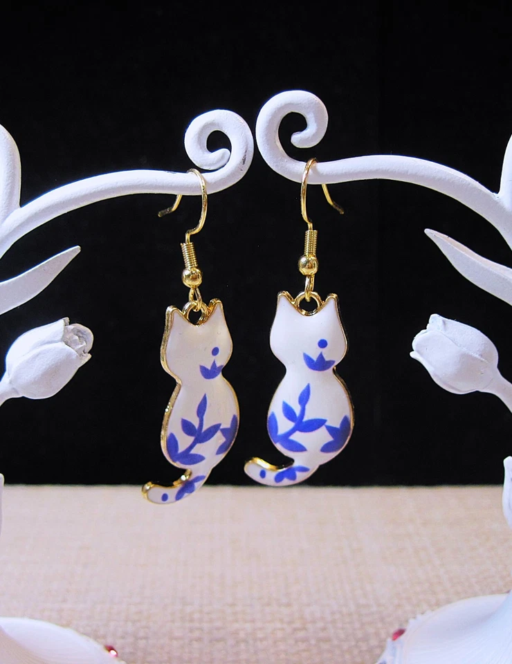 Hermosos Pendientes Colgantes Chapados en Oro 18k con Esmalte Gatos Lote # Q38-B5 Foto 1 de 1