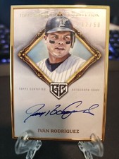 2023 Topps Gilded Ivan Pudge Rodriguez Gold Frame HOF On Card Auto /50 Pudge