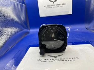 Altímetro United Instruments P/N 5934D-3 - Imagen 1 de 3
