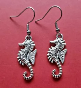 Seahorse Earrings dangle Silver plated drop sea ocean life Unique - Picture 1 of 5