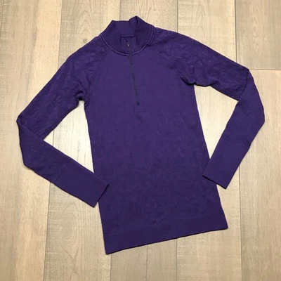 Chaqueta Lululemon para mujer talla 6? Resto púrpura menos 1/2 cremallera correr gimnasio manga larga Foto 1 de 4