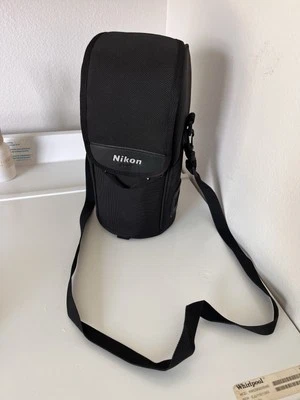 Nikon CL-M2 SEMI SOFT CASE FOR AF-S Nikkor 300mm f/4D and 70-200mm f/2.8 Lenses - Image 1 of 4