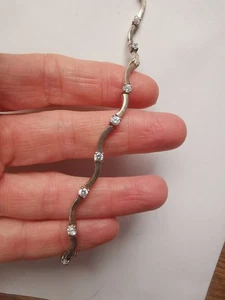 Sterling Silver Wavy CZ Bracelet . R8M - Picture 1 of 3