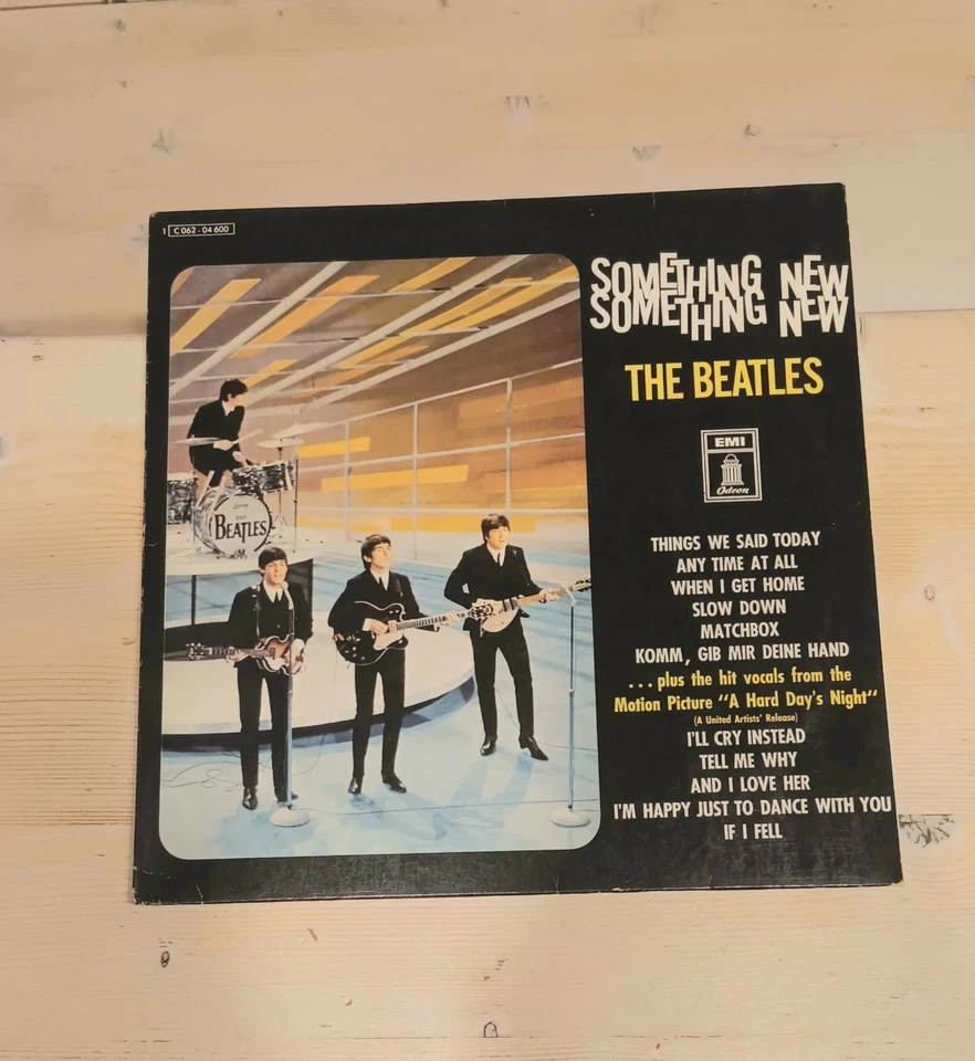 BEATLES VINYL LP ©69 GER "Something New" Compil. incl. KOMM, GIB MIR DEINE HAND - Bild 1 von 4