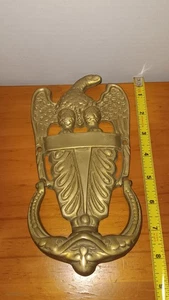 Vintage  Cast Brass Eagle Door Knocker Plaque Eagle Shield Federal Style 21.4 Oz - Picture 1 of 2