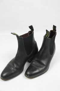 R.M. Williams Leather Heeled Chelsea Ankle Boots Booties Black Round Toe Sz 26CM - Picture 1 of 18
