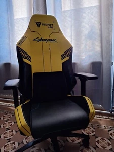 SECRETLAB OMEGA EDITION LIMITEE CYBERPUNK 2077 - Photo 1/12