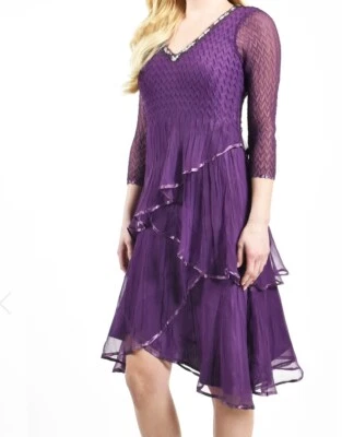 Vestido Komarov Para Mujer En Capas Púrpura Cuello en V En Niveles Gasa Calce y Acampanado Talla L Foto 1 de 4