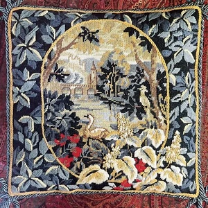 Vintage Glorafilia Needlepoint Tapestry Kit “Landscape With Swan” GL693 + Book - Picture 1 of 18