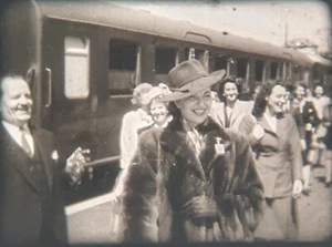 16mm Film:  *** Reise in die Vergangenheit *** Schwarzweiß/Deutsch - Bild 1 von 13