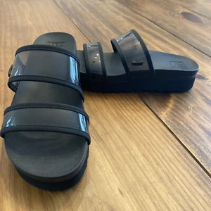 Reef Vista Hi-Energy Damen-Sandalen 8,5 schwarz gebraucht, in einwandfreiem Zustand kostenloser Versand - Bild 1 von 9