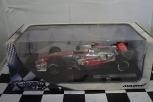 Hotwheels McLaren Mercedes MP4-22 L.Hamilton 1:18th Ref K6634 - Picture 1 of 7