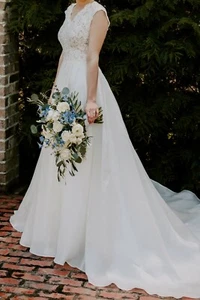One-of-a-kind Custom Designed Amare Couture and Pronovias Designer Wedding Dress - Picture 1 of 6