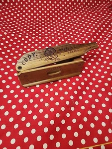 CODY DROP DEAD SERIE THE HOLEI ONE SIDER BOX TURKEY CALL BILL ZEARING 2008 - Bild 1 von 24