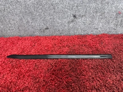 Moldura de puerta exterior del lado del conductor delantero izquierdo BMW E46 negra 2 OEM 121K Foto 1 de 4