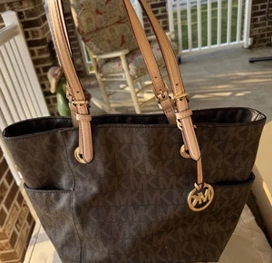 Michael Kors Handtasche braun und beige Farben leicht gebraucht - Bild 1 von 9