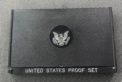 1975 United States Proof Set San Francisco Mint, 6 Coins, Original Package - Image 1 of 4