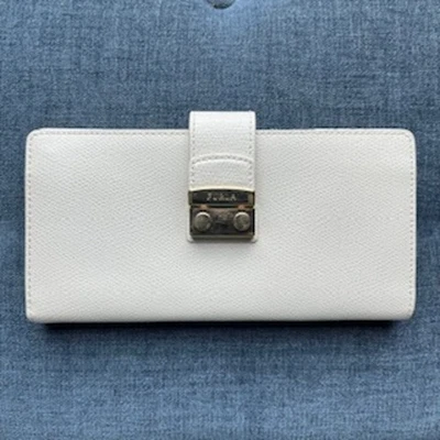 Cartera Continental Larga Furla para Mujer - Blanca - 8"x4"  Foto 1 de 4