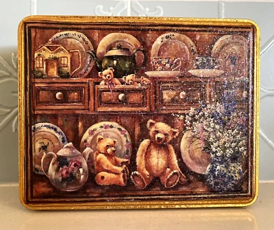 Teddy Bear Keepsake Collectable Tin - Artwork by Wendy Wooden VGC - Image 1 of 4